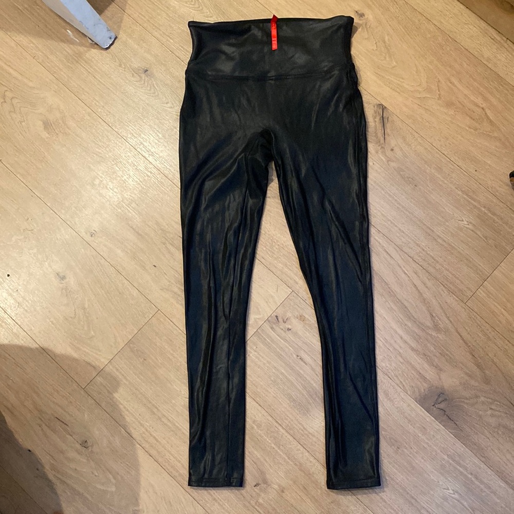 SPANX medium petite faux leather leggings